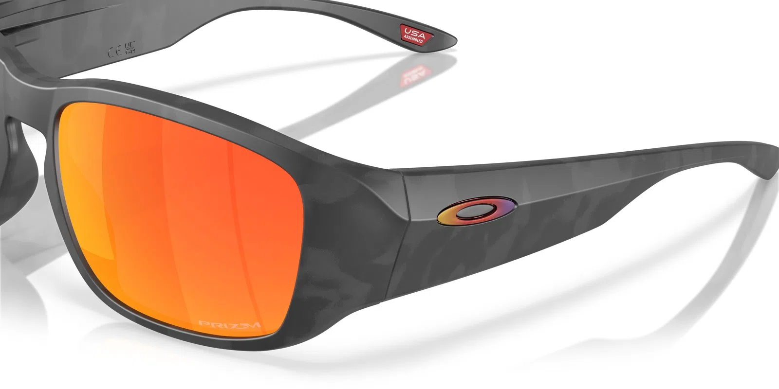 Oakley Tourniquet 9521 Sunglasses - view 44